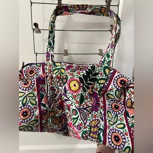 Vera Bradley “viva la verra” print summer 2011 duffle tote bag